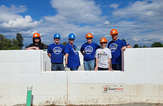 Habitat for Humanity build Banner volunteers