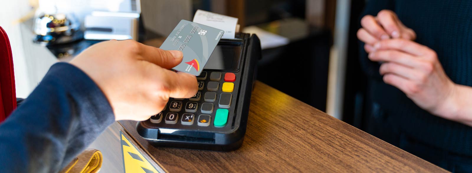 Shopper uses Banner TruRewards credit card to pay
