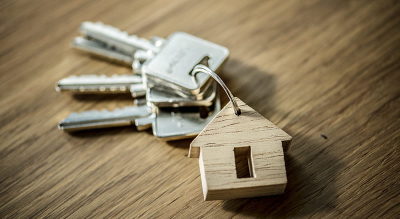 Set of keys on a table